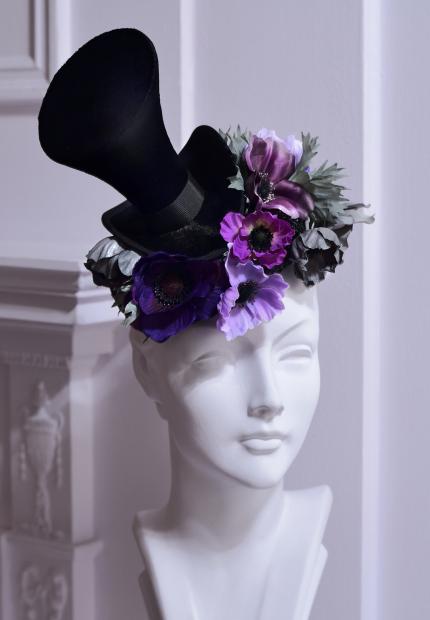 Stephen Jones Millinery Spring Summer 2018 Hats Indecision A panne velvet top hat perched on a anemone and straw mesh beret 10 Indecision