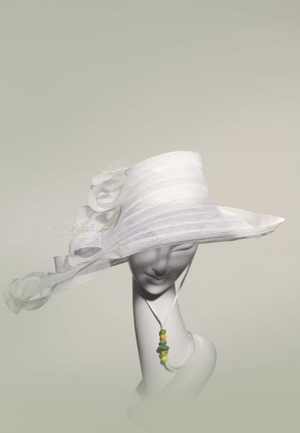 Stephen Jones Millinery Spring Summer 2019 Parfum Asymmetric sun hat in transparent straw with beaded lariat Absolue pur le Matin