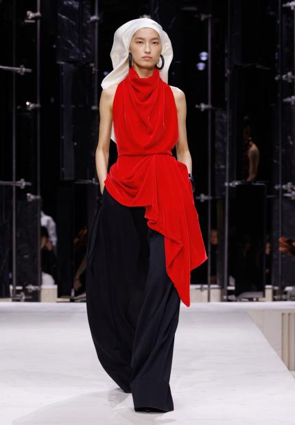 Stephen Jones Sarah Burtun Givenchy Autumn Winter 2026
