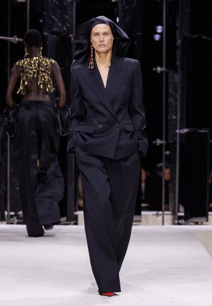 Stephen Jones Sarah Burtun Givenchy Autumn Winter 2026